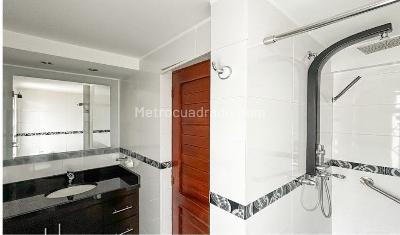 Casa de 5 alcobas en venta en Colina Campestre, Bogotá, 240 m² · foto 6 de 20