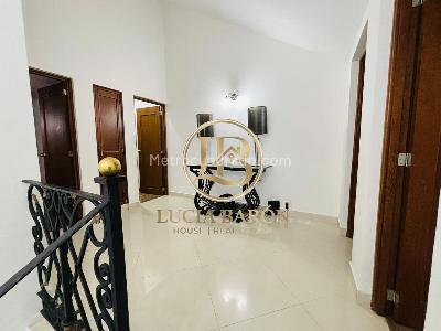 Casa de 4 alcobas en venta en Los Naranjos, Medellín, 220 m² · foto 10 de 19
