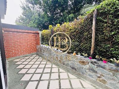 Casa de 4 alcobas en venta en Los Naranjos, Medellín, 220 m² · foto 3 de 19