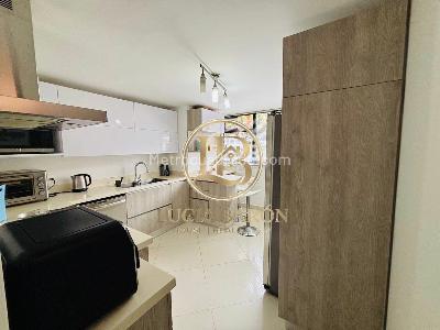 Casa de 4 alcobas en venta en Los Naranjos, Medellín, 220 m² · foto 5 de 19