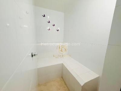 Casa de 4 alcobas en venta en Urbanización Monte Carmelo, Sabaneta, 750 m² · foto 6 de 20