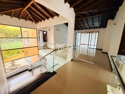 Casa de 4 alcobas en venta en Urbanización Monte Carmelo, Sabaneta, 750 m² · foto 10 de 20