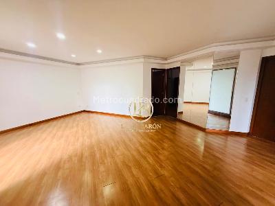 Casa de 4 alcobas en venta en Urbanización Monte Carmelo, Sabaneta, 750 m² · foto 14 de 20