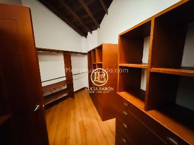 Casa de 4 alcobas en venta en Urbanización Monte Carmelo, Sabaneta, 750 m² · foto 18 de 20