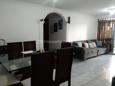 Apartamento de 2 alcobas en venta en Bueno Madrid, Cali, 70 m² · foto 2 de 17