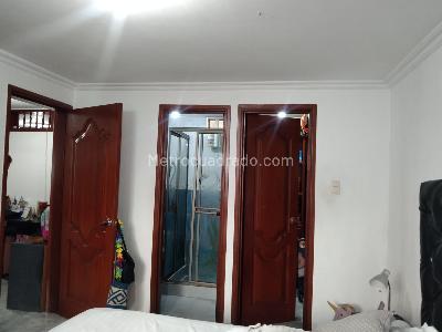 Apartamento de 2 alcobas en venta en Bueno Madrid, Cali, 70 m² · foto 5 de 17