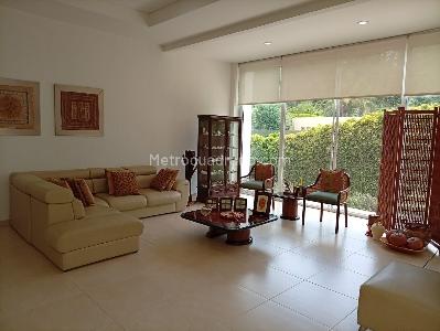 Casa de 4 alcobas en venta en La Riverita, Cali, 382 m² · foto 3 de 20