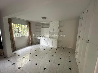 Apartamento de 3 alcobas en venta en Cali Normandia, Cali, 154 m² · foto 10 de 12