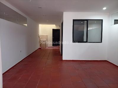 Casa de 4 alcobas en venta en El Cedro, Cali, 258 m² · foto 13 de 17
