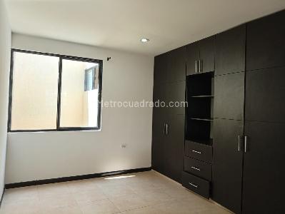 Casa de 4 alcobas en venta en El Cedro, Cali, 258 m² · foto 5 de 17