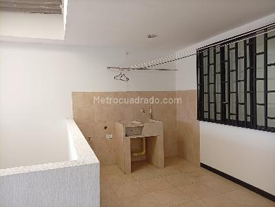 Casa de 4 alcobas en venta en El Cedro, Cali, 258 m² · foto 17 de 17