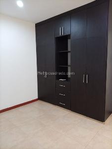 Casa de 4 alcobas en venta en El Cedro, Cali, 258 m² · foto 4 de 17
