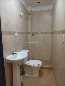 Casa de 4 alcobas en venta en El Cedro, Cali, 258 m² · foto 10 de 17