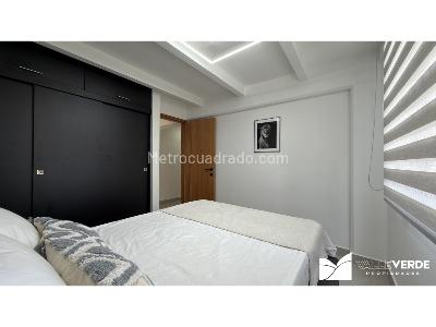 Apartamento de 2 alcobas en arriendo en Los Naranjos, Medellín, 91 m² · foto 11 de 14