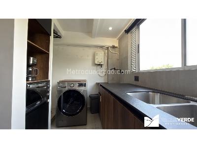 Apartamento de 2 alcobas en arriendo en Los Naranjos, Medellín, 91 m² · foto 13 de 14