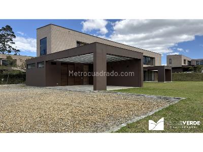Casa de 3 alcobas en venta en Las Palmas, Medellín, 433 m² · foto 3 de 20