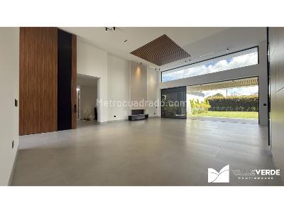 Casa de 3 alcobas en venta en Llanogrande, Rionegro, 690 m² · foto 4 de 20