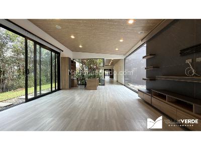 Casa de 4 alcobas en venta en Llanogrande, Rionegro, 1875 m² · foto 8 de 18