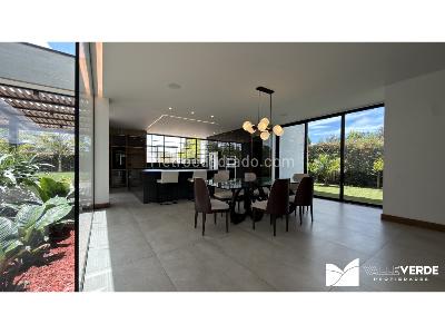 Casa de 5 alcobas en venta en Llanogrande, Rionegro · foto 4 de 20