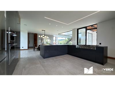 Casa de 5 alcobas en venta en Llanogrande, Rionegro · foto 8 de 20