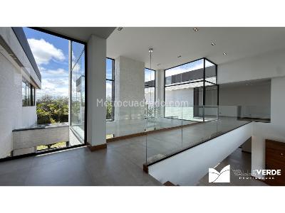 Casa de 5 alcobas en venta en Llanogrande, Rionegro · foto 13 de 20