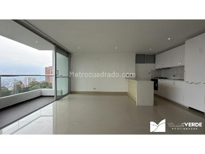 Apartamento de 3 alcobas en venta en El Poblado, Medellín, 90 m² · foto 2 de 16