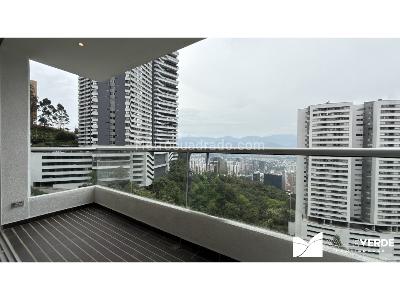 Apartamento de 3 alcobas en venta en El Poblado, Medellín, 90 m² · foto 5 de 16