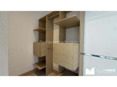 Apartamento de 3 alcobas en venta en El Poblado, Medellín, 90 m² · foto 11 de 16