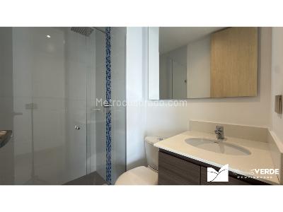 Apartamento de 3 alcobas en venta en El Poblado, Medellín, 90 m² · foto 14 de 16