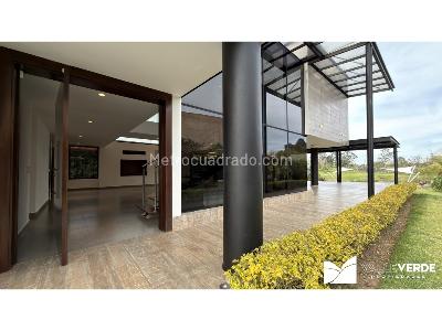 Casa de 5 alcobas en arriendo en Llanogrande, Rionegro, 1600 m² · foto 4 de 20