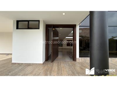 Casa de 5 alcobas en arriendo en Llanogrande, Rionegro, 1600 m² · foto 5 de 20