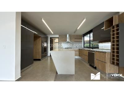 Casa de 5 alcobas en arriendo en Llanogrande, Rionegro, 1600 m² · foto 8 de 20