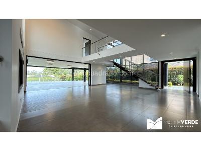 Casa de 5 alcobas en arriendo en Llanogrande, Rionegro, 1600 m² · foto 10 de 20