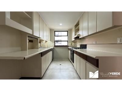 Apartamento de 4 alcobas en venta en Manila, Medellín, 220 m² · foto 7 de 20
