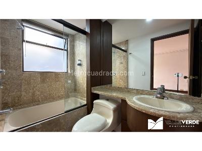 Apartamento de 4 alcobas en venta en Manila, Medellín, 220 m² · foto 13 de 20