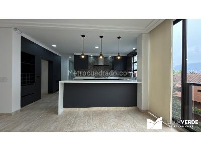 Apartamento de 3 alcobas en arriendo en Manila, Medellín, 245 m² · foto 5 de 19