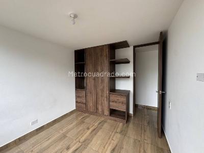 Apartaestudio en venta en El Redil, Bogotá, 29 m² · foto 10 de 12