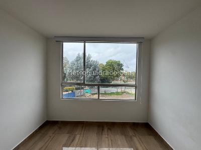 Apartaestudio en venta en El Redil, Bogotá, 29 m² · foto 9 de 12