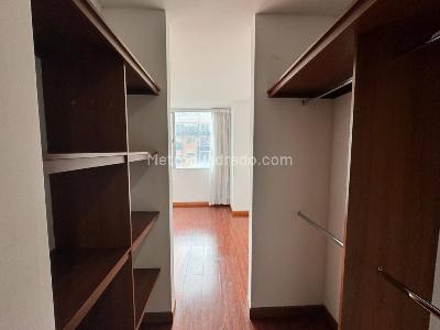 Apartaestudio en venta en Chapinero Alto, Bogotá, 42 m² · foto 8 de 16
