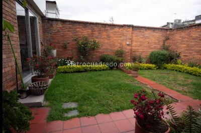 Casa de 3 alcobas en venta en San Miguel, Bogotá, 288 m² · foto 7 de 20