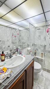Apartamento de 3 alcobas en venta en Chico Norte, Bogotá, 184 m² · foto 13 de 20