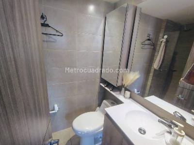 Apartamento en arriendo en Gran Granada, Bogotá · foto 5 de 17