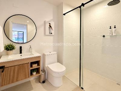 Apartamento de 2 alcobas en venta en Chico, Bogotá, 70 m² · foto 12 de 12