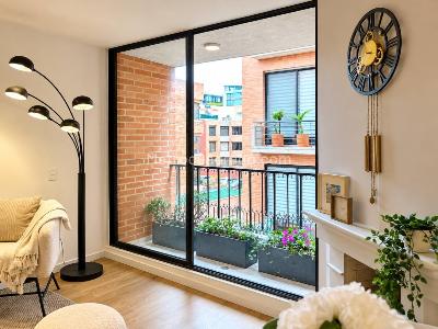 Apartamento de 2 alcobas en venta en Chico, Bogotá, 70 m² · foto 3 de 12