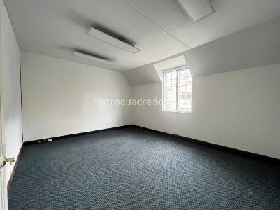 Casa de 5 alcobas en arriendo en Chapinero Alto, Bogotá, 285 m² · foto 11 de 17