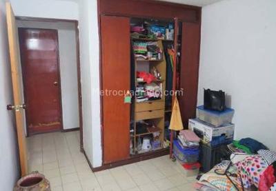 Apartamento de 3 alcobas en venta en Alfonso Barberena, Cali, 61 m² · foto 12 de 18