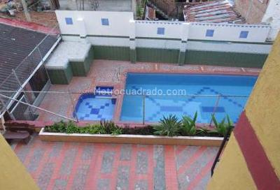 Apartamento de 3 alcobas en venta en Alfonso Barberena, Cali, 61 m² · foto 2 de 18