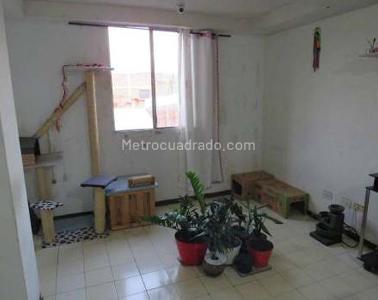 Apartamento de 3 alcobas en venta en Alfonso Barberena, Cali, 61 m² · foto 6 de 18