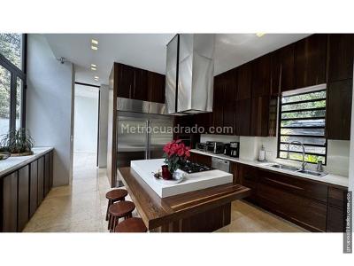 Casa de 4 alcobas en venta en Aguacatal, Cali, 822 m² · foto 12 de 20