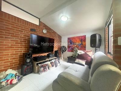 Apartamento de 3 alcobas en venta en El Ingenio, Cali, 112 m² · foto 3 de 14